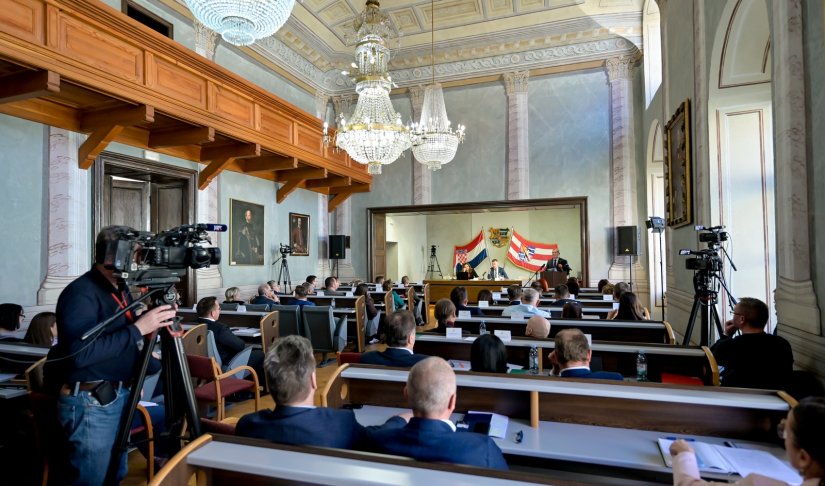 Župan Stričak SDP-u: Tri dana vam je trebalo da očistite Varaždin od snijega, a nemate brijega