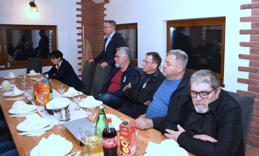 PU "IVAN&Scaron;ČICA" &bdquo;Svaki grad trebao bi slijediti primjer Grada Ivanca i osigurati pčelarima potporu od 15 &euro; po pčelinjoj zajednici&ldquo;