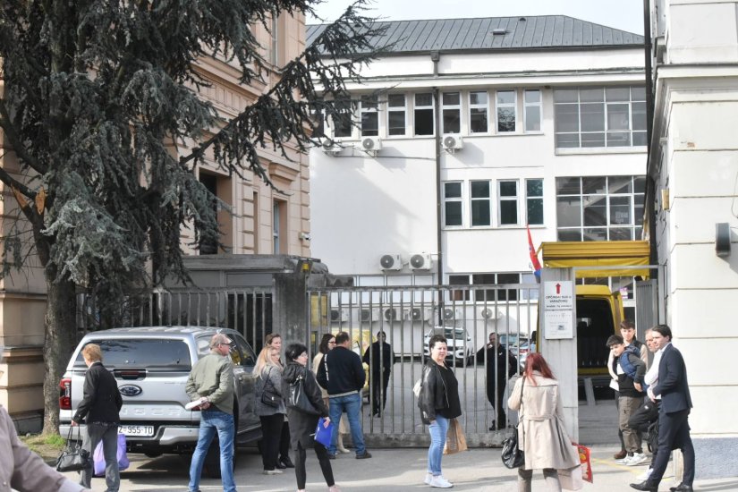 Policija provela protueksplozijski pregled, nije prona&scaron;la bombu kod suda