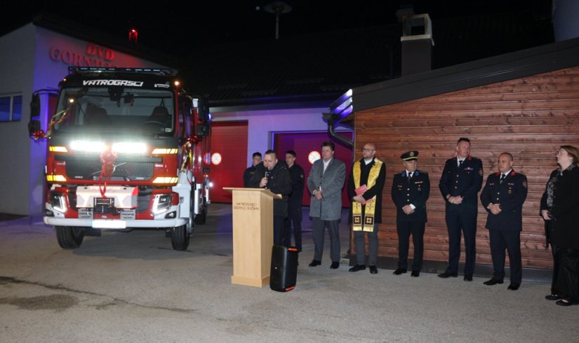GORNJI KUĆAN Vatrogascima dva nova navalna vozila: "Jedan ste od najaktivnijih DVD-ova"