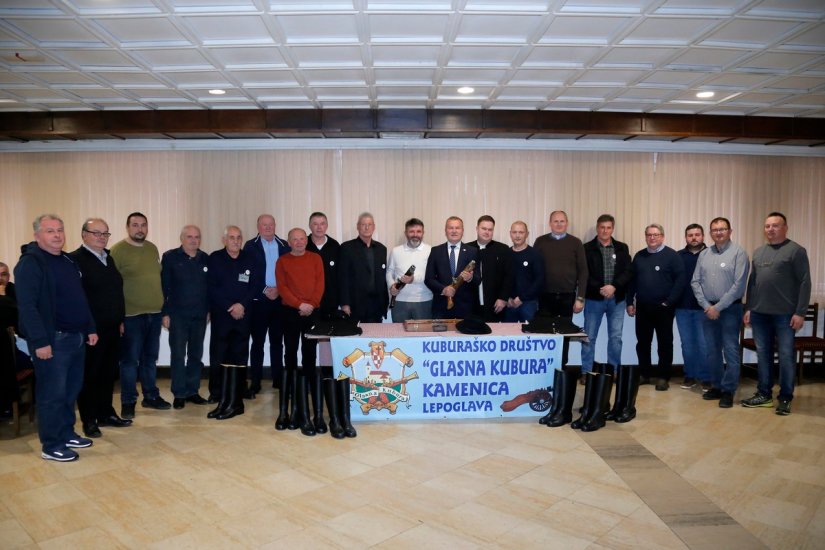 FOTO Kubura&scaron;ko dru&scaron;tvo "Glasna kubura" Kamenica obilježilo 20 godina djelovanja