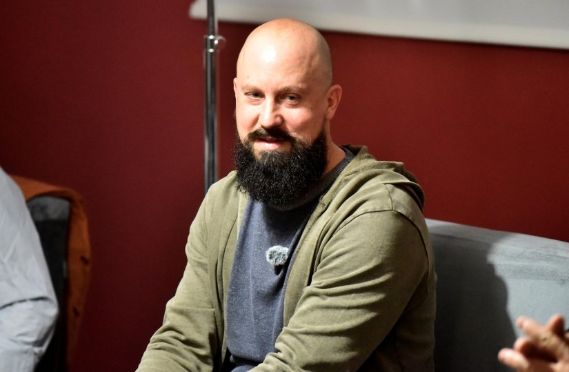 "Ne bih svoje romane preporučio svakome, nikako kao &scaron;tivo za plažu"