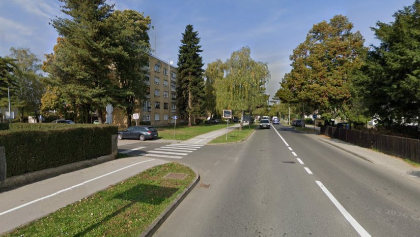 Biciklistica na zebri udarila u automobil, naknadno zatražila liječničku pomoć