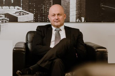 Auctor &scaron;iri poslovanje s hotelijerstva i farmacija na logističke te transportne usluge