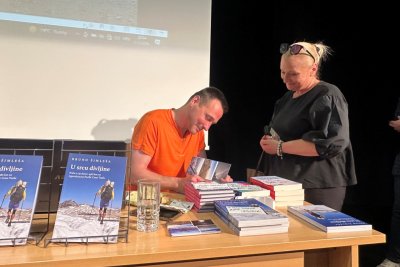 Bruno &Scaron;imle&scaron;a u Novom Marofu predstavio putopis "U srcu divljine"