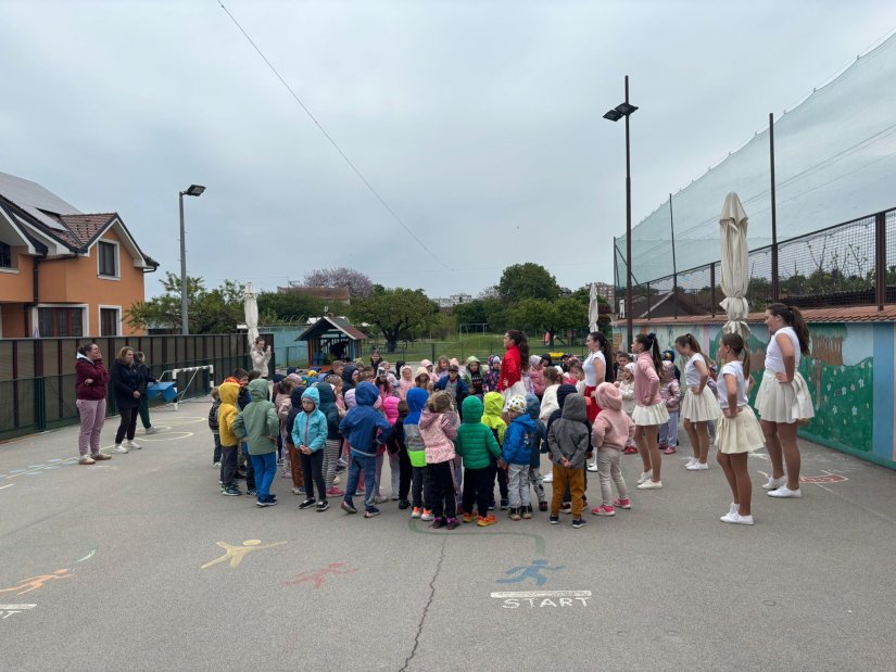 FOTO Varaždinske mažoretkinje rasplesale Bajku