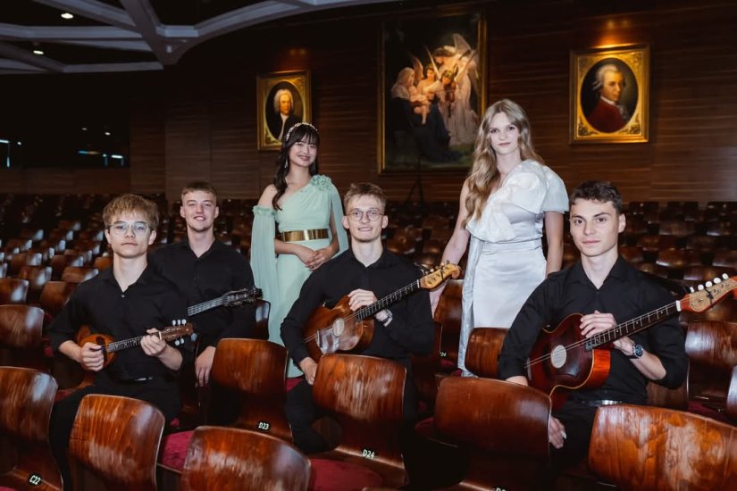 FOTO Mladi glazbenici Glazbene &scaron;kole u Varaždinu odu&scaron;evili publiku u Indoneziji