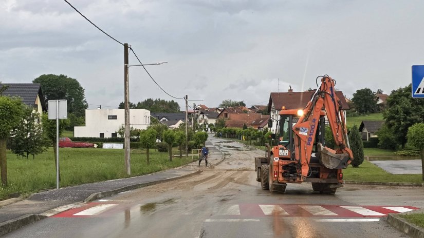 Nanosi se čiste s kneginečkih prometnica i dvori&scaron;ta