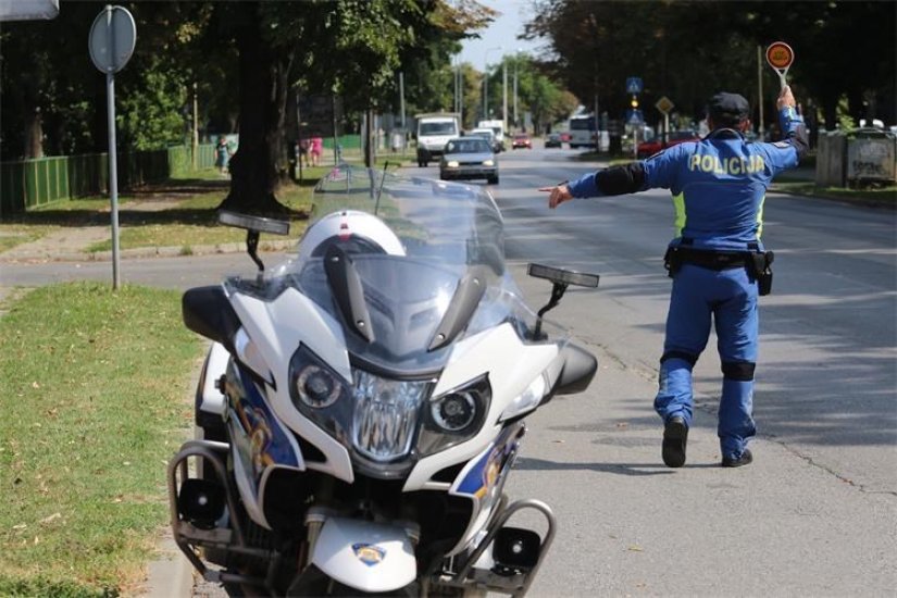 Vozio prije stjecanja prava i unatoč zabrani upravljanja - zadržan &scaron;est dana u zatvoru