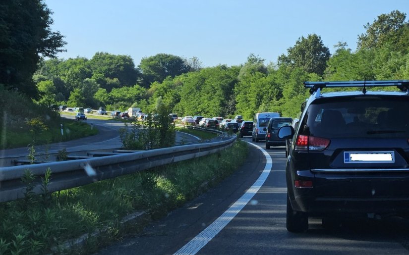 19-godi&scaron;njak ozlijeđen u prometnoj nesreći na autocesti A4