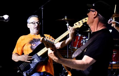 Koncert Eurythmics tribute benda: "Refre&scaron;ani" Romantix kod kazali&scaron;ne fontane