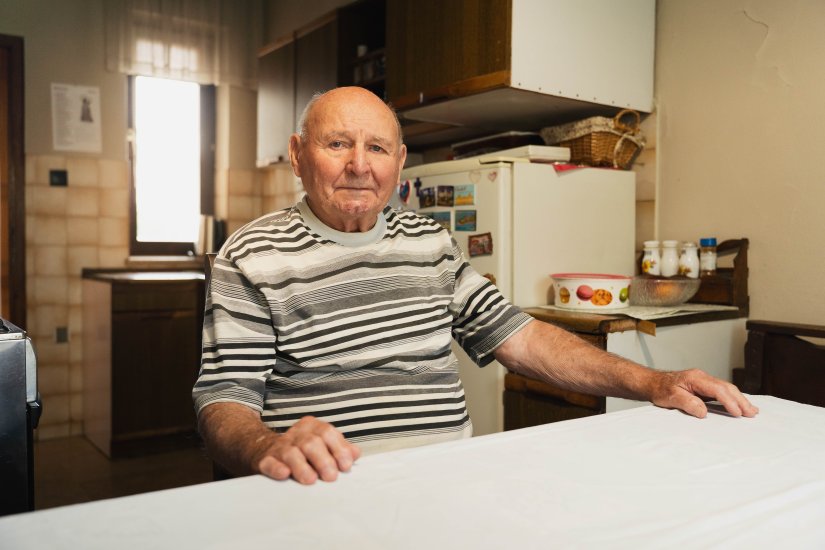 S 93 godine vozi, radi u goricama i poručuje: mladi, vi&scaron;e se družite!