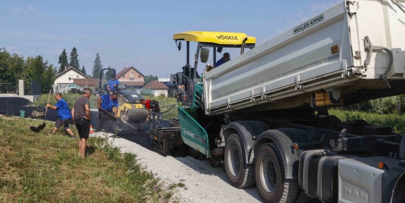 GRAD IVANEC Započelo asfaltiranje nerazvrstanih cesta