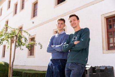PREDINKUBATOR Tek im je dvadeset, a već razvijaju pametna rje&scaron;enja i vlastite biznise