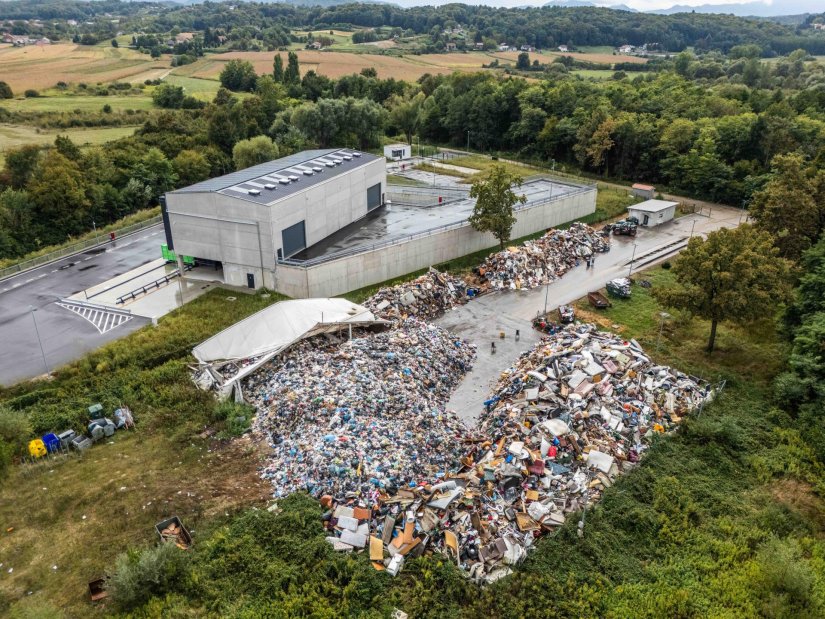 Iz varaždinske Čistoće poručuju: "Mjerenja na pretovarnoj stanici pokazala da se mirisi &scaron;ire do 50 metara"