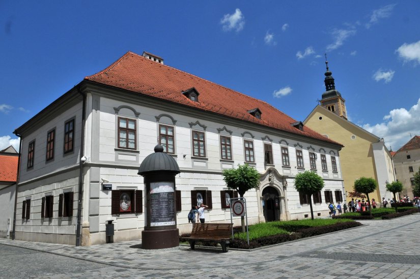 SRIJEDA U MUZEJU Predstavljanje knjige "Pro&scaron;lost i povijest obitelji Benko i Bobnjarić"