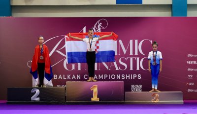 Leoni Premužić prvakinja Balkana &ndash; zlato i dva srebra za gimnastičarku Vindije