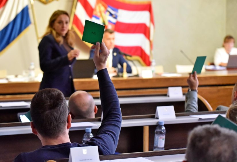Prihvaćeno preno&scaron;enje osnivačkih prava nad O&Scaron; Ludbreg; Batinić smatra da je odluka protuzakonita