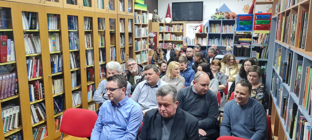 UDVDR_Svjedocim_Knjiznica_11.jpg