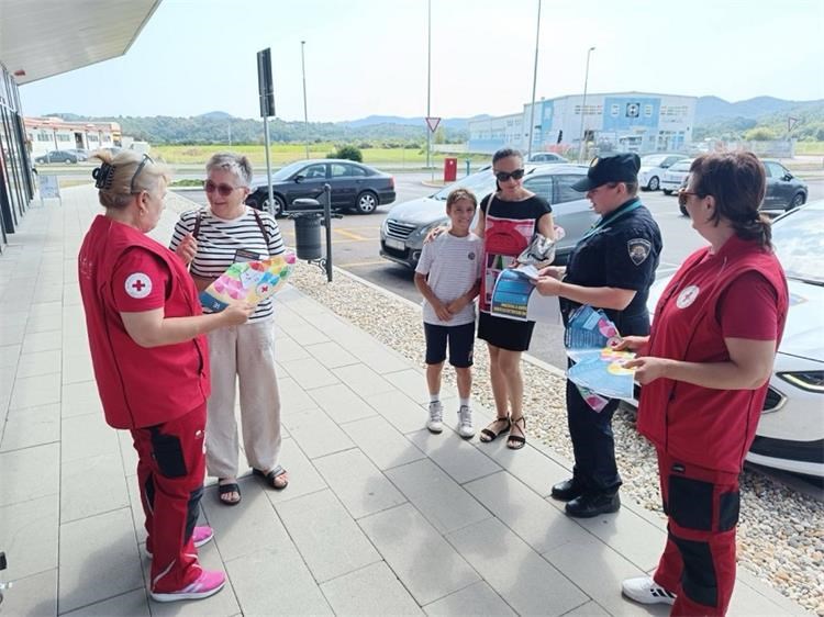 policija_gdck_varazdin_akcija_djeca_u_vozilima_17072024_7.jpg