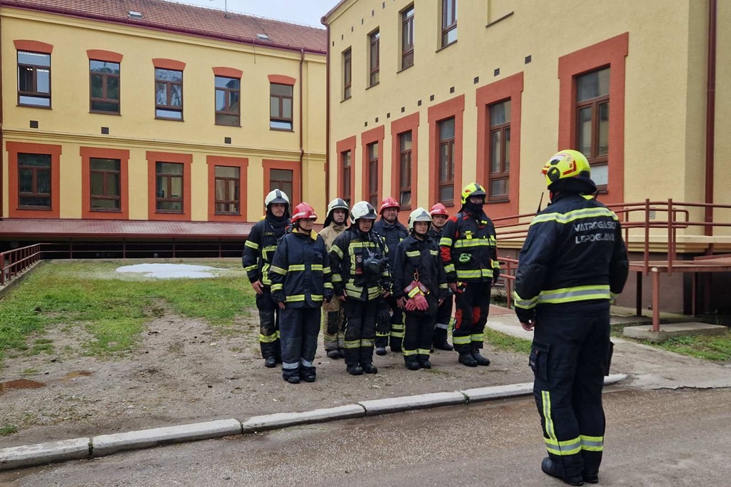 opca_bolnica_varazdin_-vatrogasna_vjezba_09052025_1.jpg