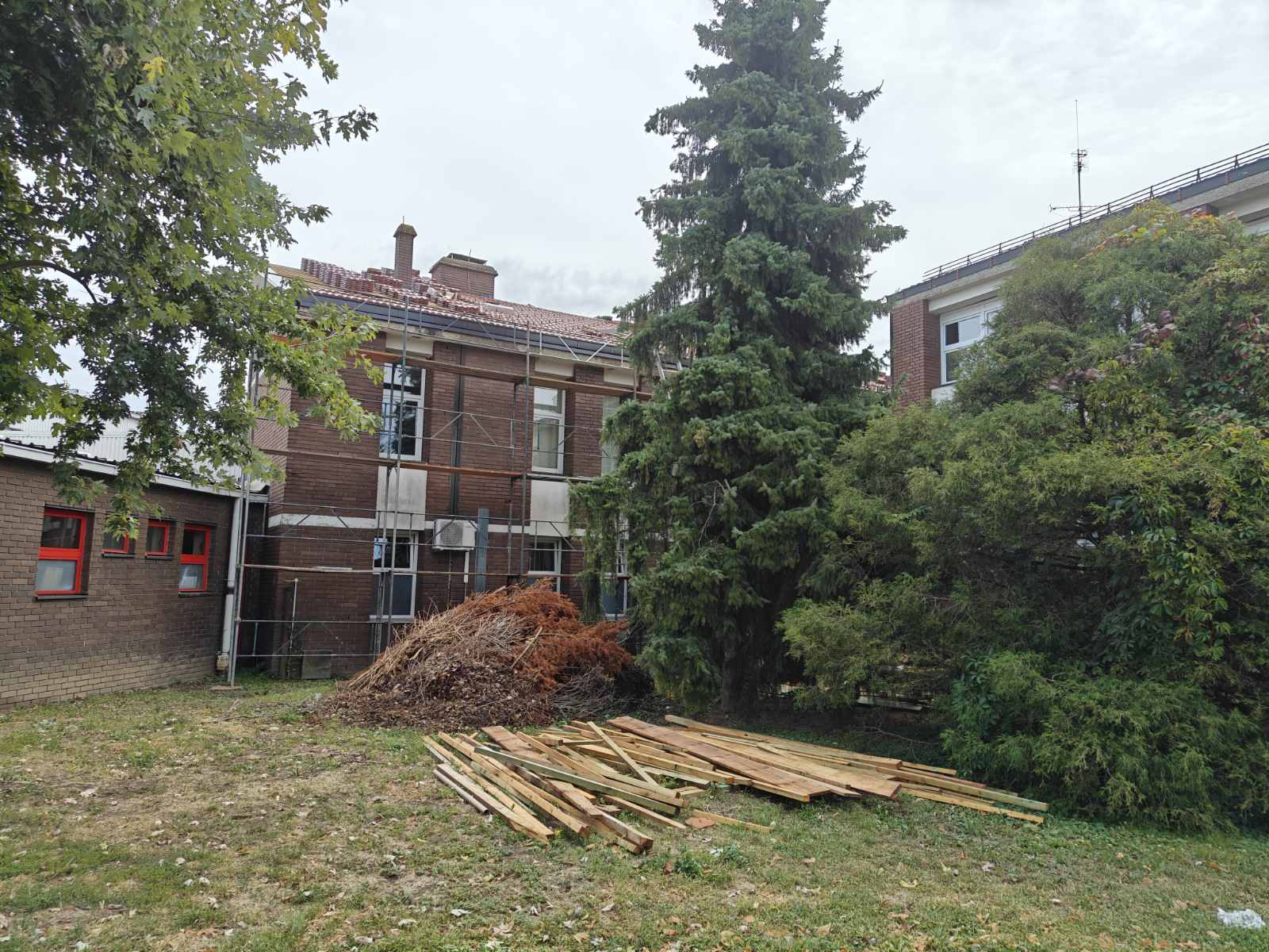 IV_osnovna_skola_Varazdin_obnova_krovista_22082025_7.jpg