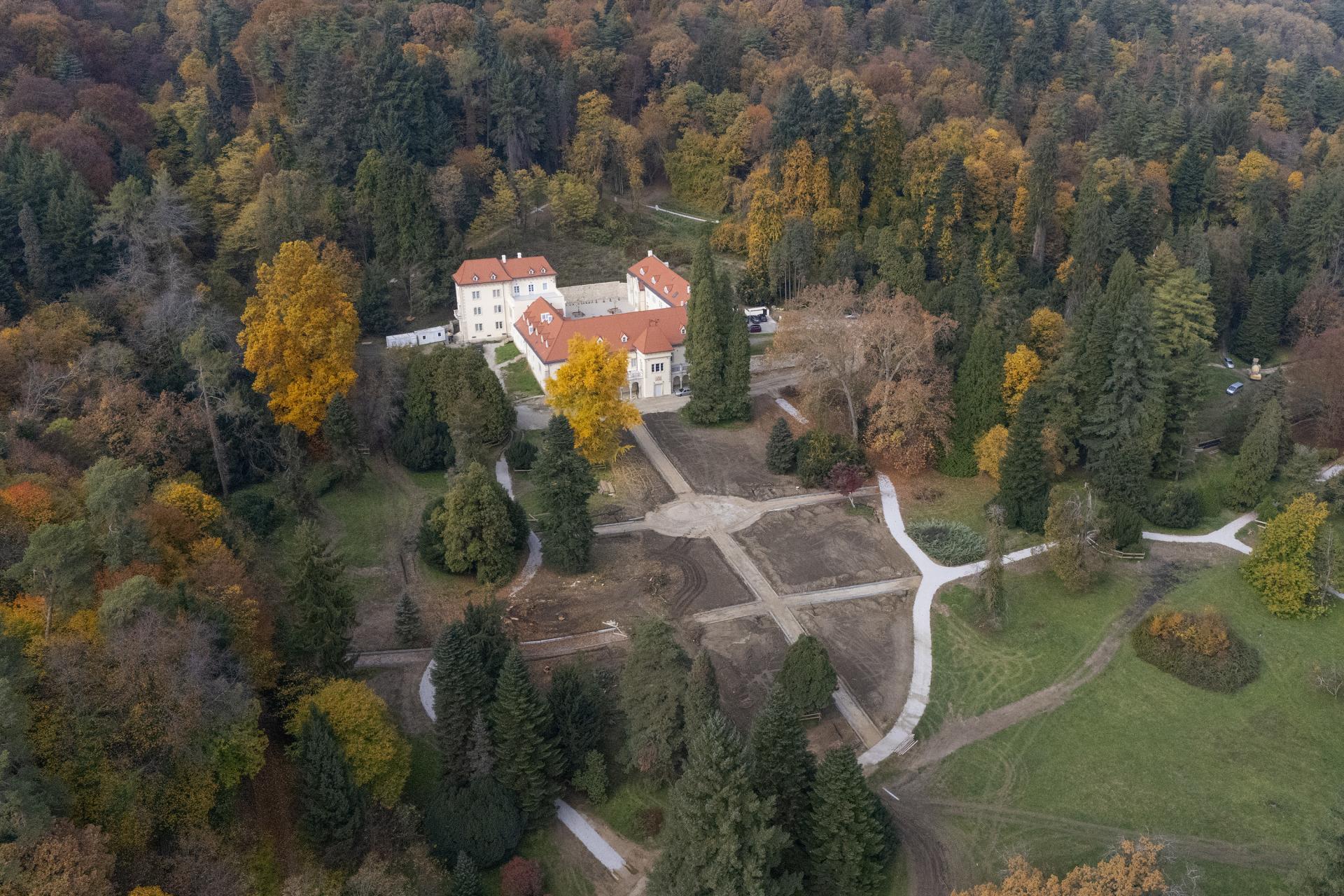 arboretum_opeka_dron_31102025_22_photo_copyright_by_godar.jpg