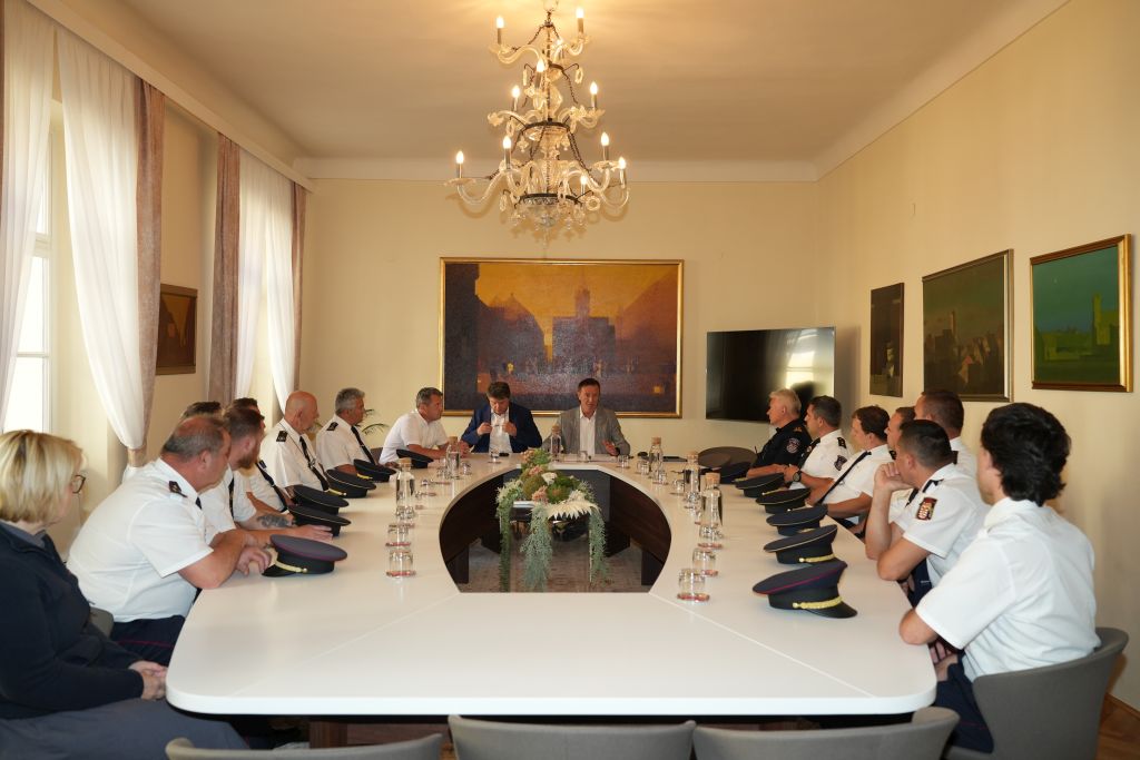 vatrogasci_2.jpg
