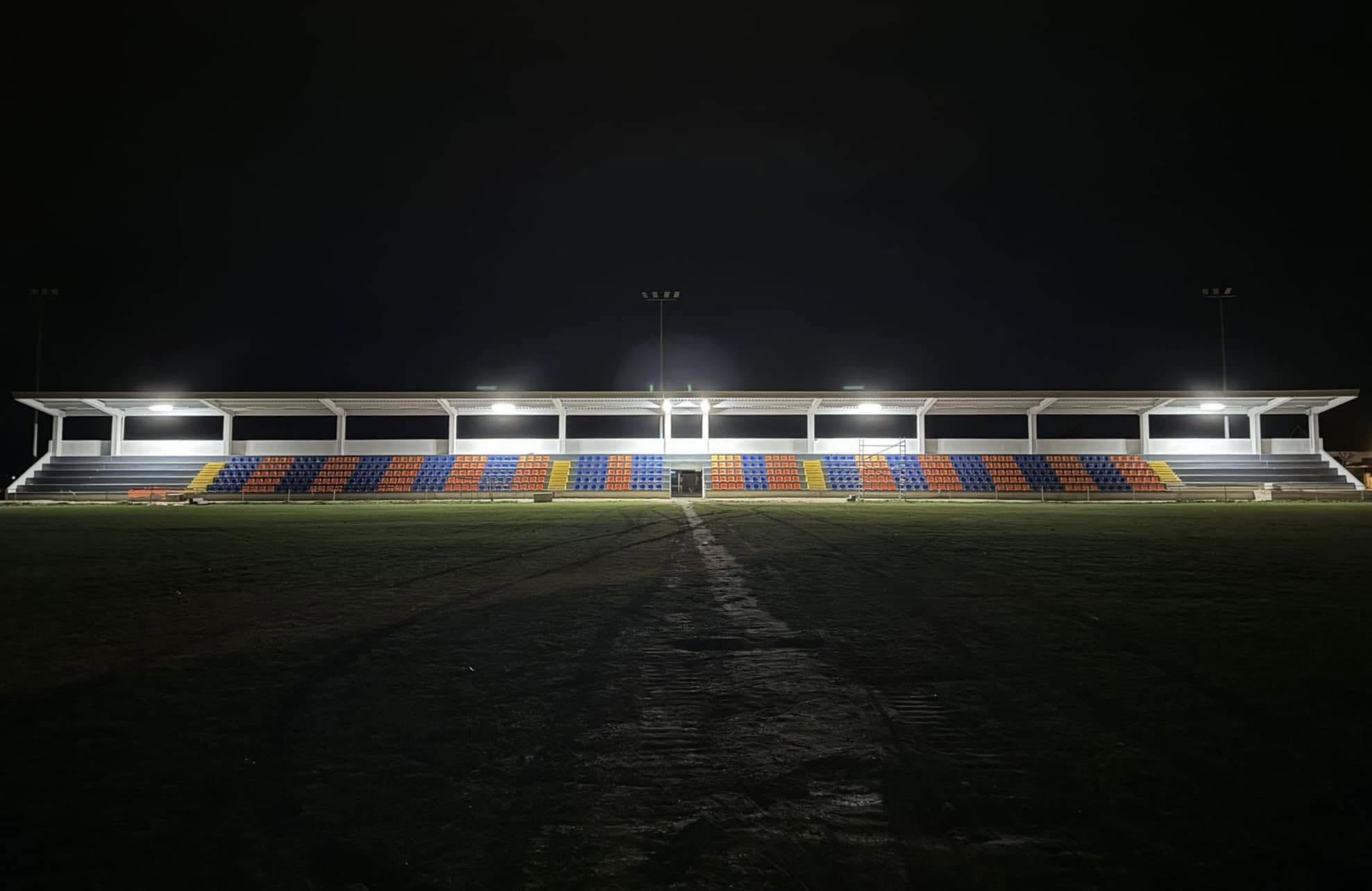 Stadion_HRascica_po_noci.jpg