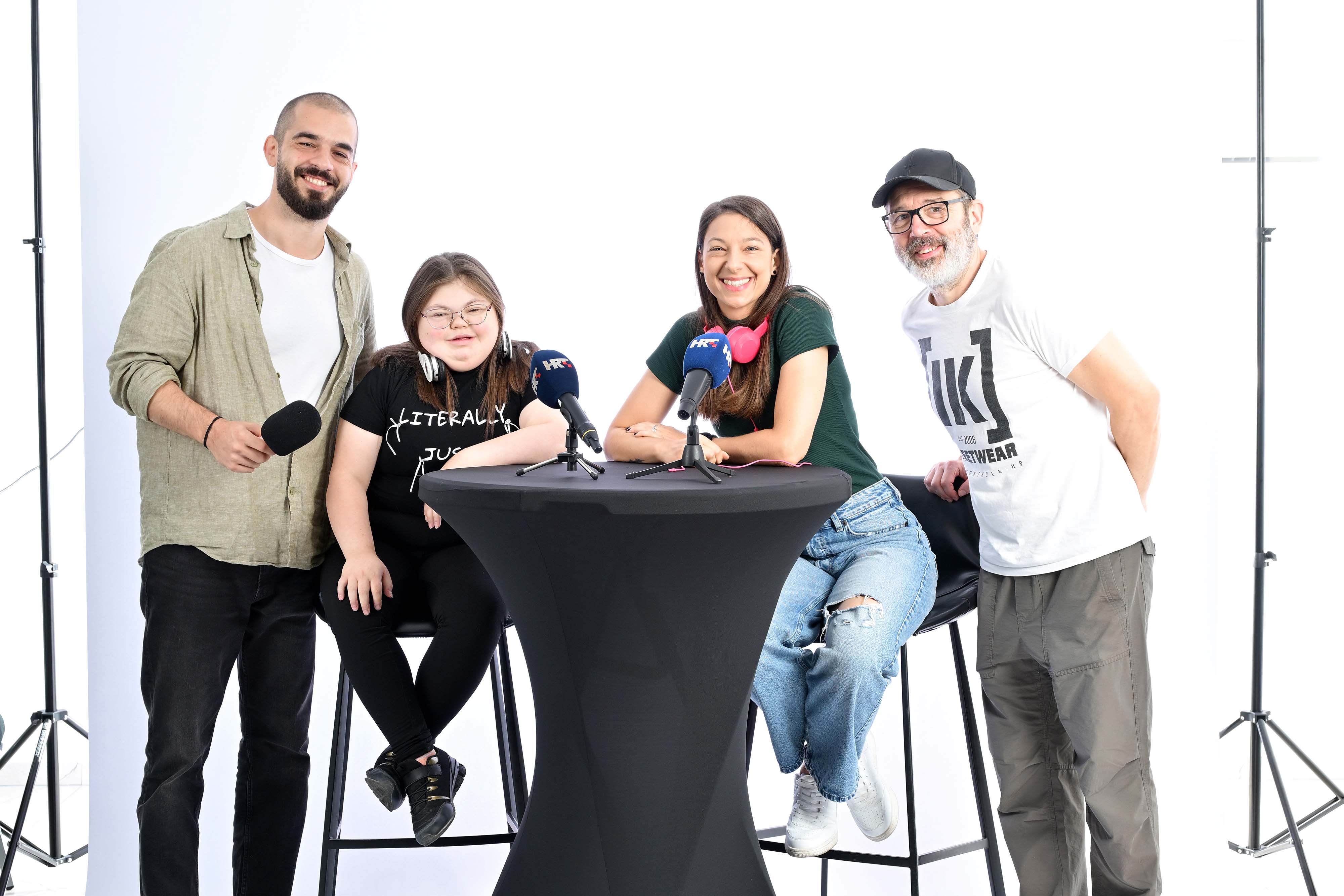 03_Keckes_Dora_Marko_1.jpg