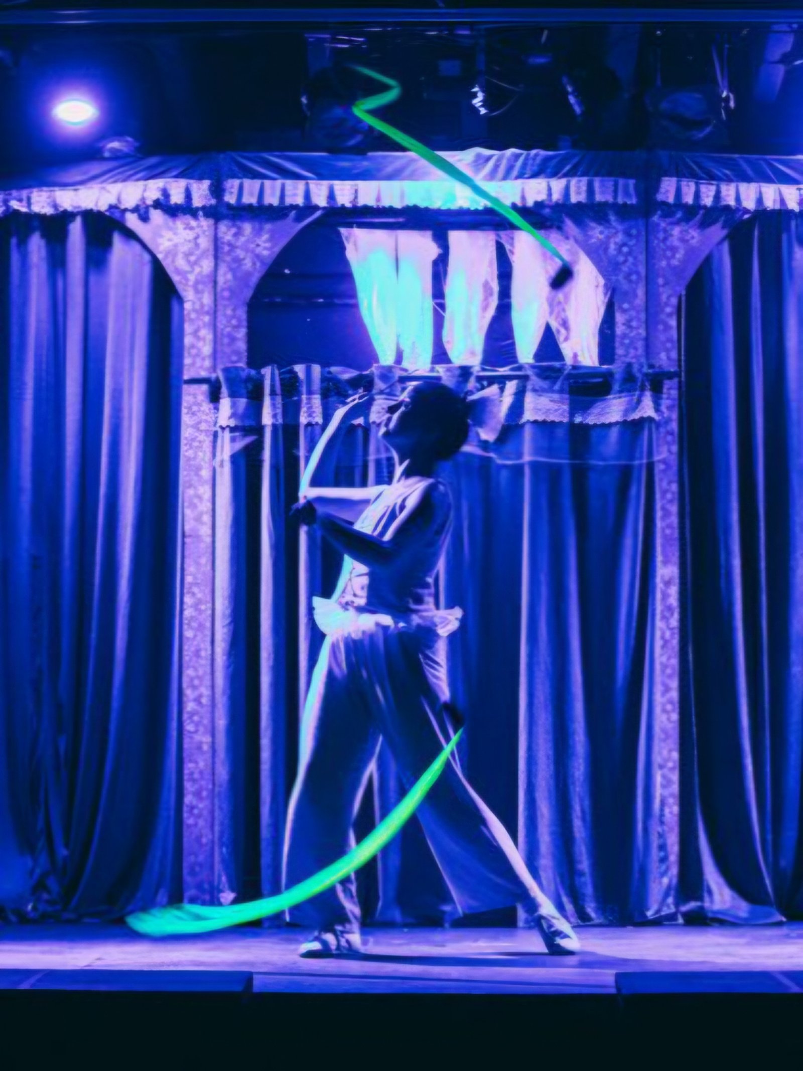 cirkus-doslovno-scena_gllugl_najava_2.jpg